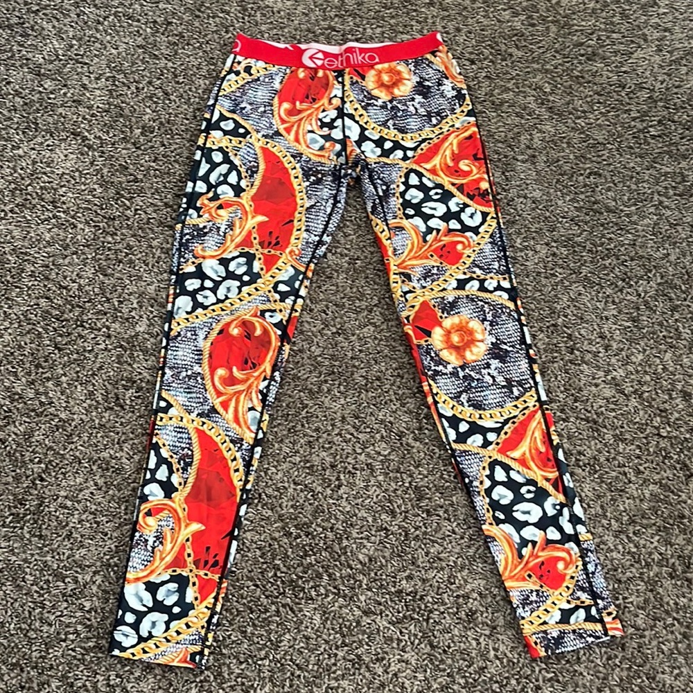 ETHIKA Feng shui Print Yoga Loungewear Pants Red Gold Black Size Medium. EUC